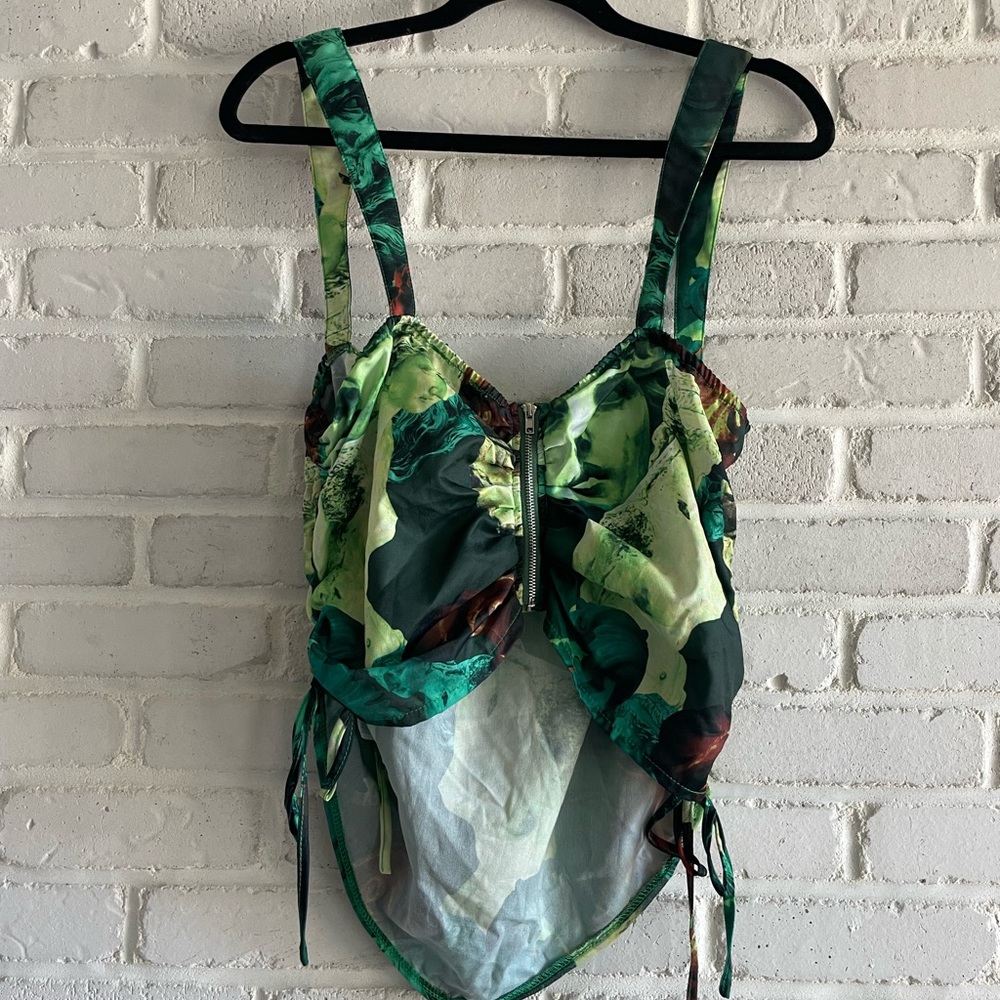 PrettyLittleThing Green Ruched Tank Top - Picture 3 of 5